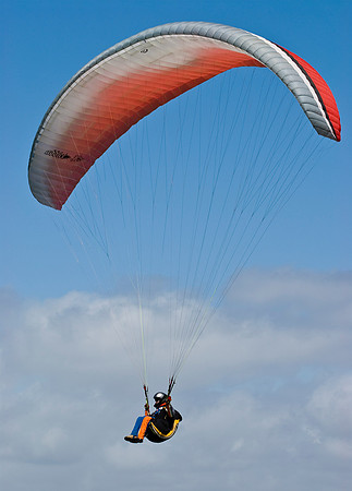 Paraglider 1 - Cloud Lofting