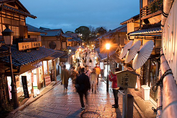 Gorgeous night in Higashiyama!