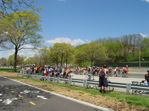 View along Brooklyn promenade